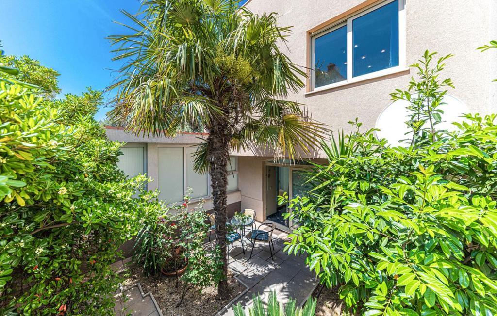 פודסטראנה Luksuzna Villa Sa Privatnim Unutarnjim Bazenom Villa Garden מראה חיצוני תמונה